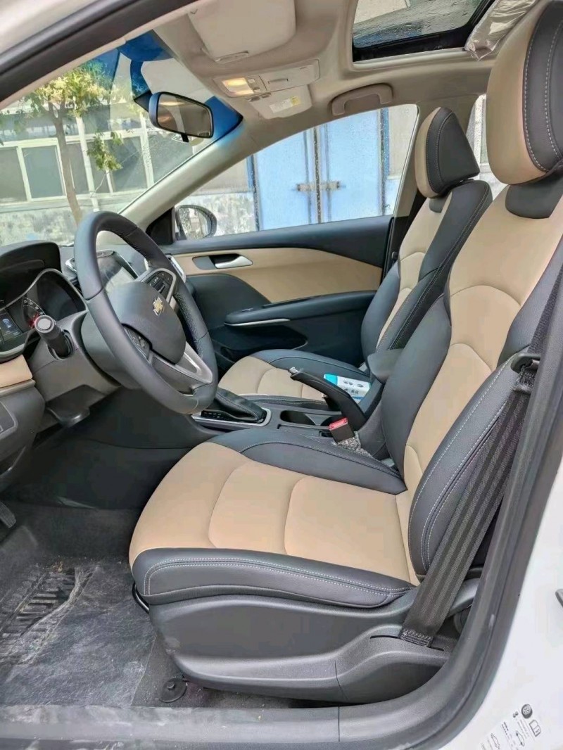 北京22年雪佛兰科鲁泽4