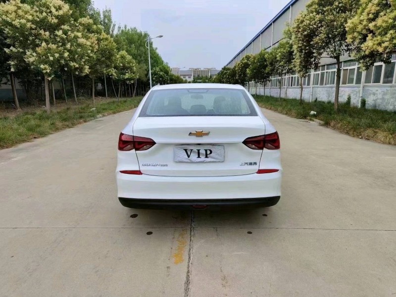 北京22年雪佛兰科鲁泽9