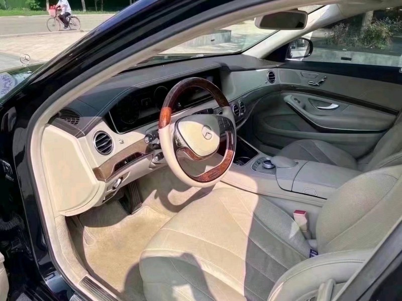 东营13年奔驰S8