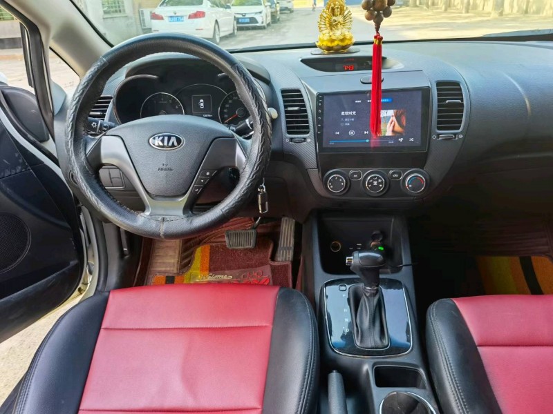 保定19年起亚K38