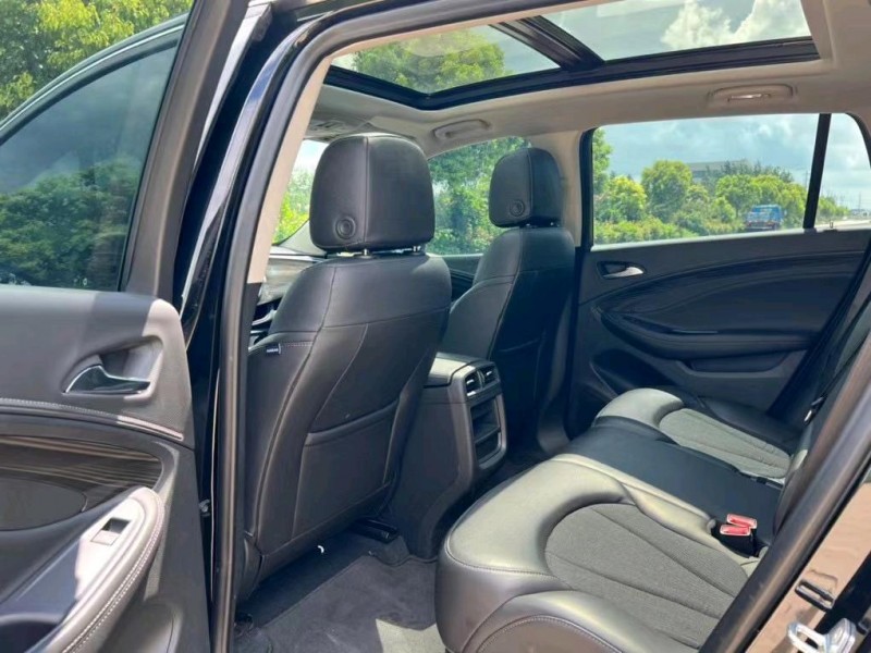 盐城21年别克昂科威3