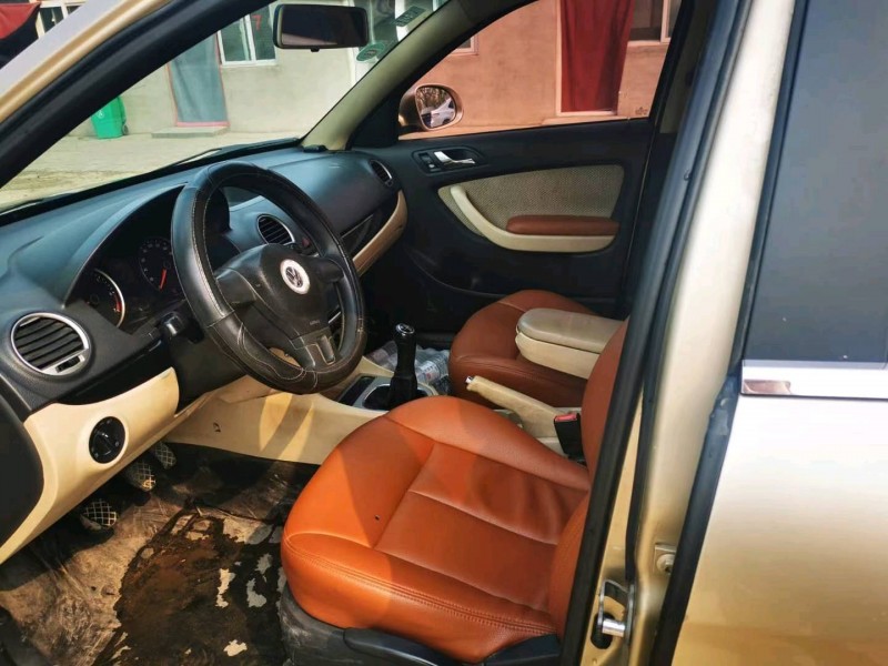 保定13年大众朗逸4