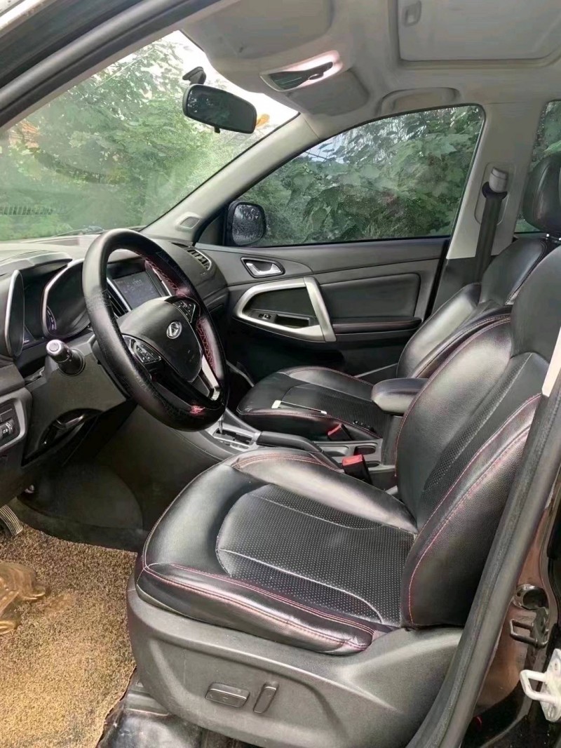 北京16年奇瑞瑞虎54