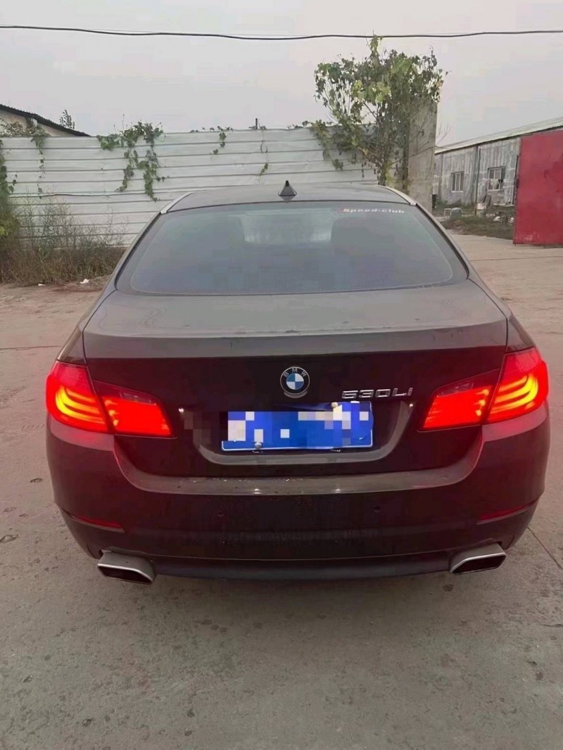 北京13年宝马5系3