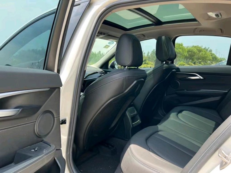 盐城19年宝马1系6