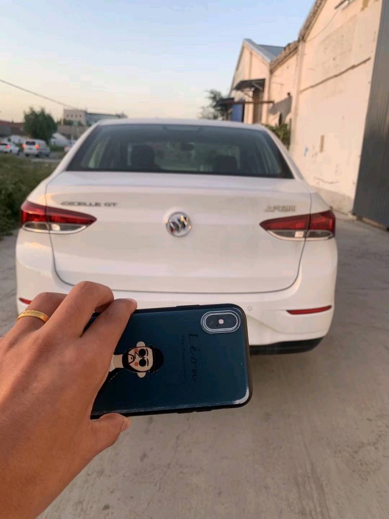 北京22年别克英朗6