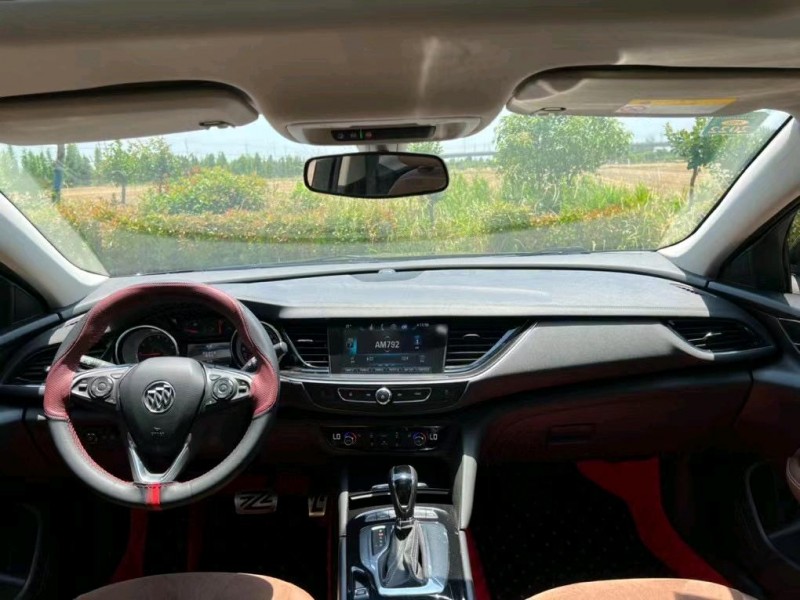 盐城18年别克君威2