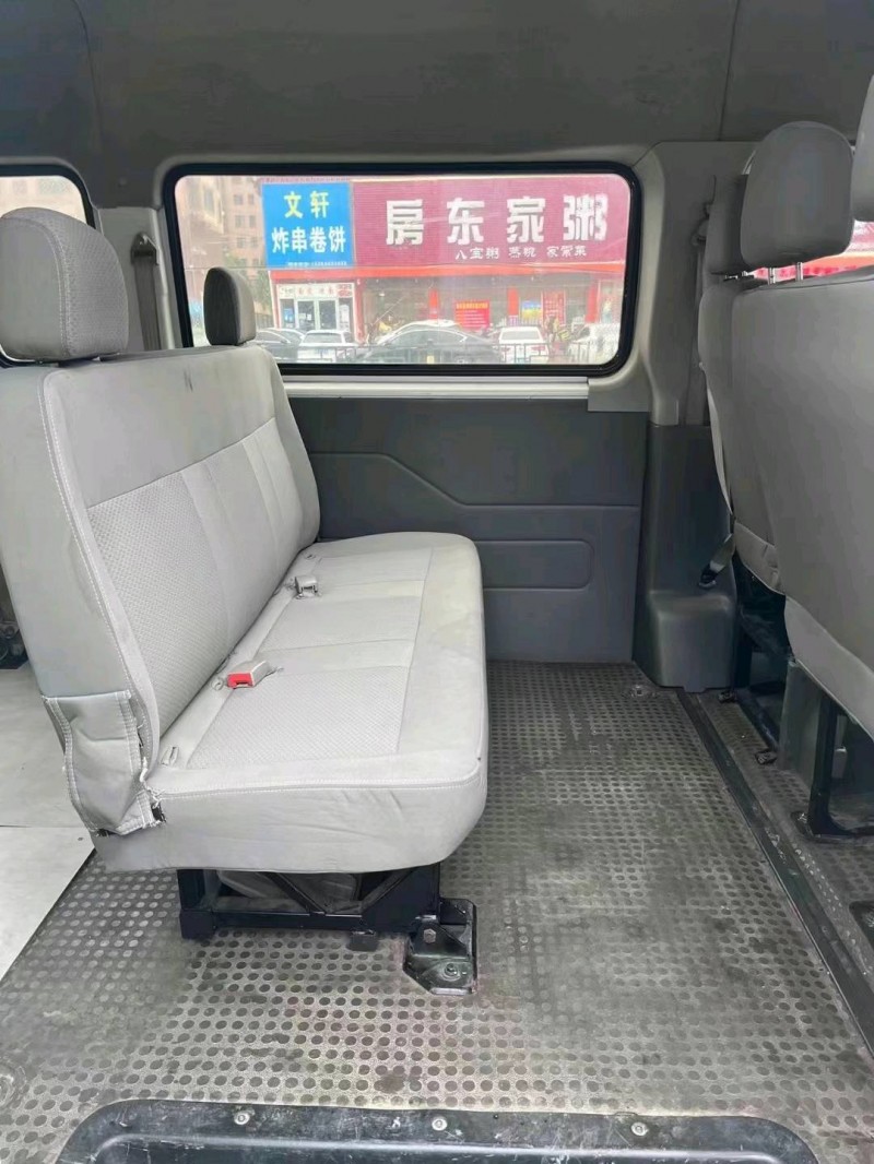 济南14年大通V805