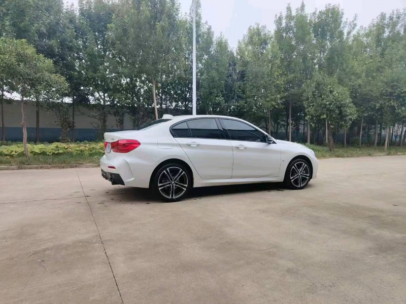 北京22年宝马1系4