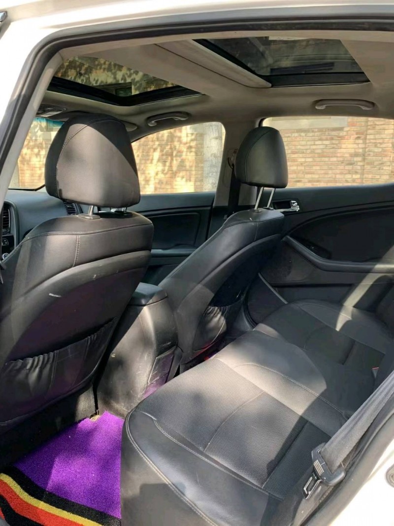 保定15年起亚K58