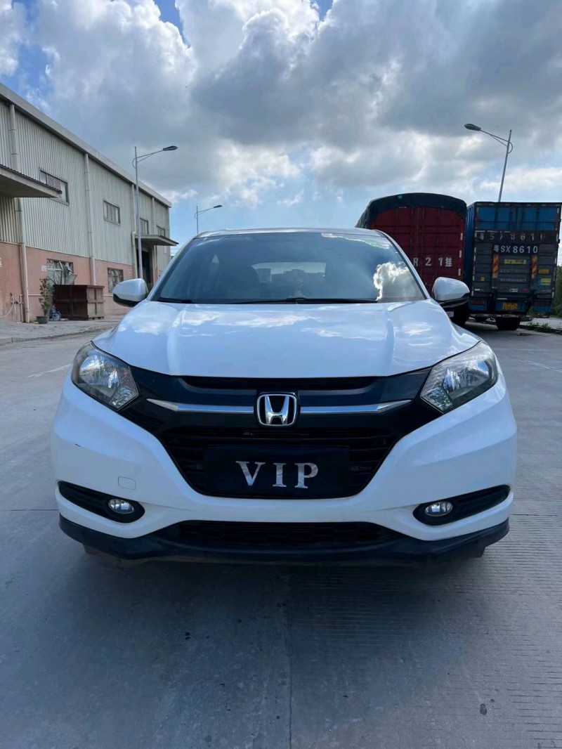 东莞18年本田缤智1