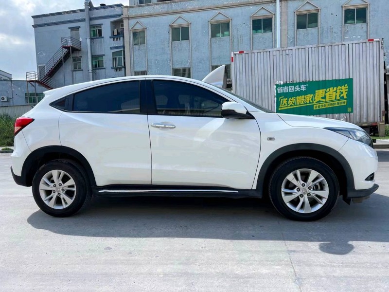 东莞18年本田缤智7