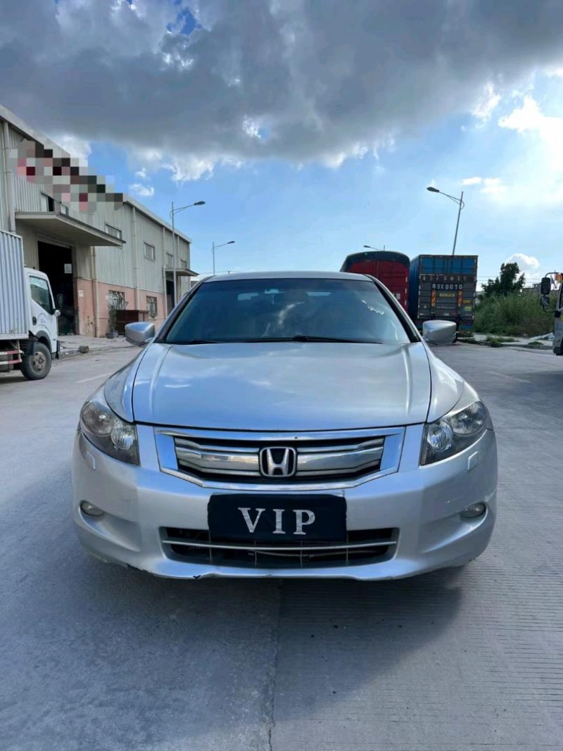 东莞08年本田雅阁1