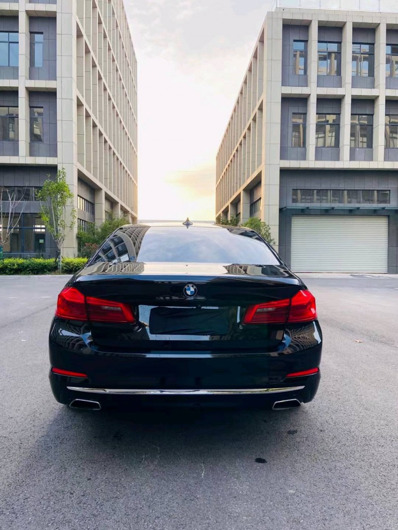 徐州19年宝马5系9