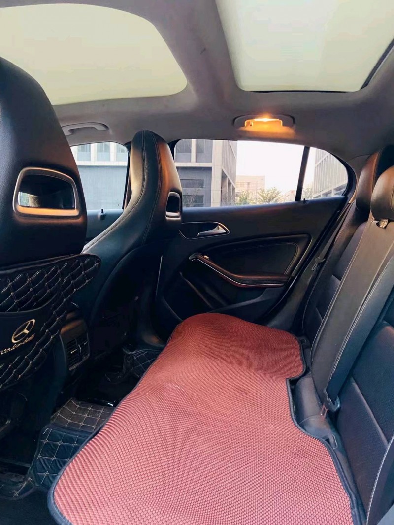 徐州16年奔驰GLA4