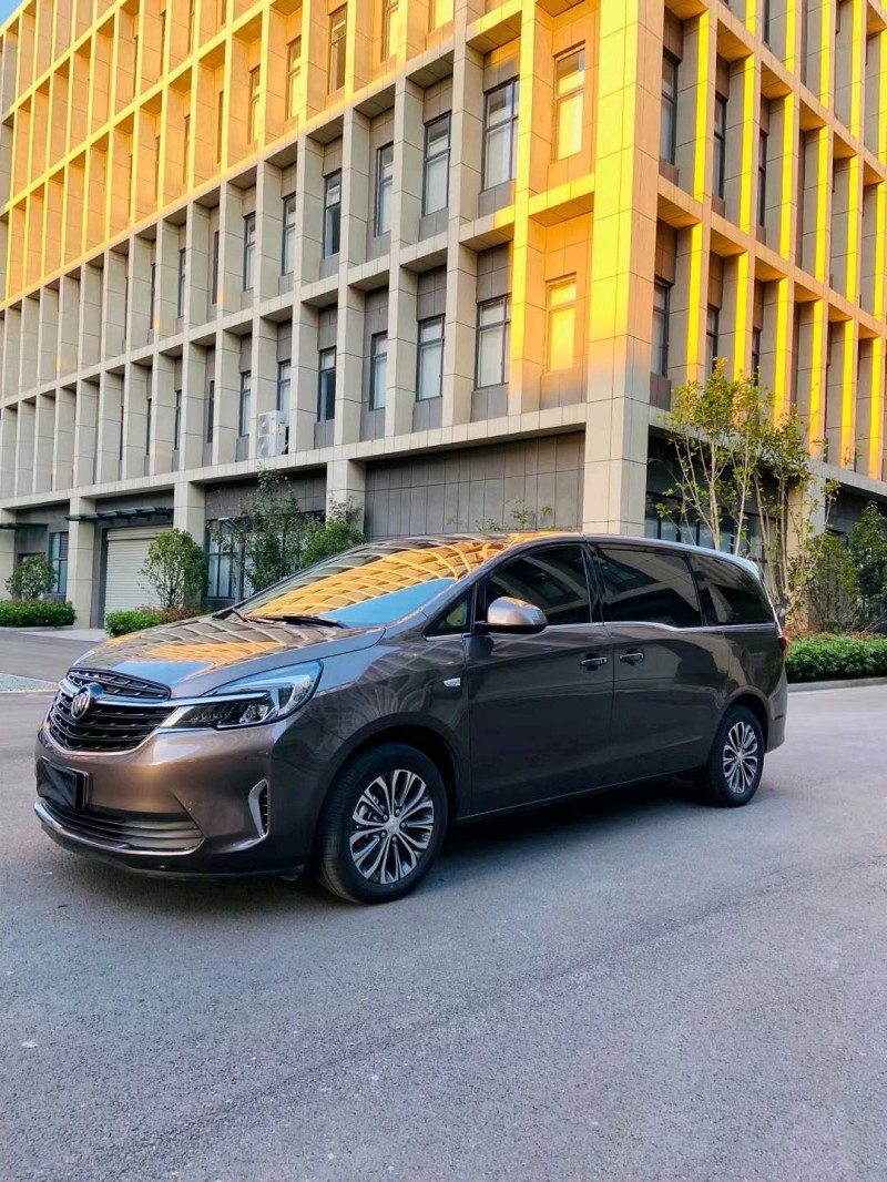 徐州21年别克GL83