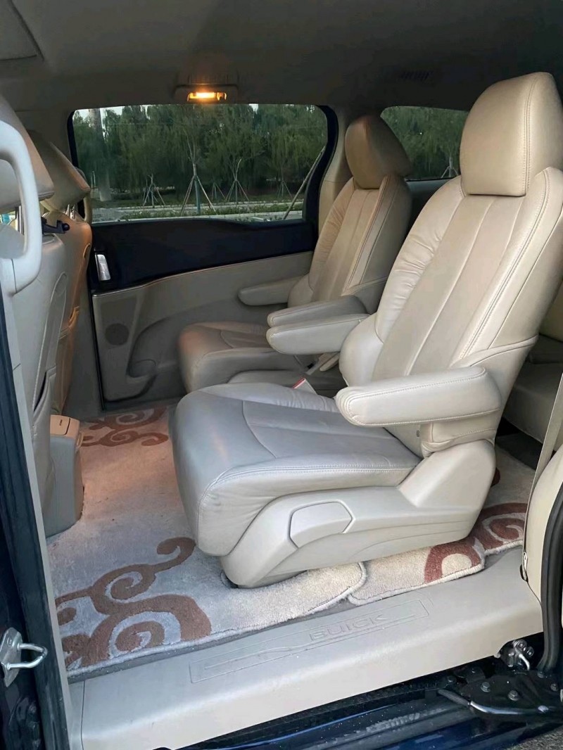 徐州17年别克GL84