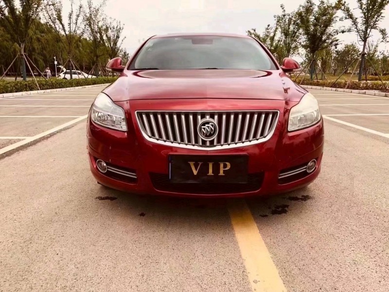 徐州13年别克君威9