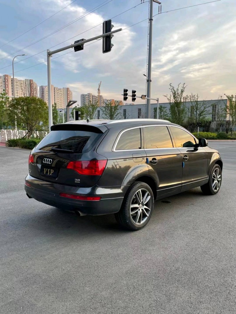 徐州11年奥迪Q77
