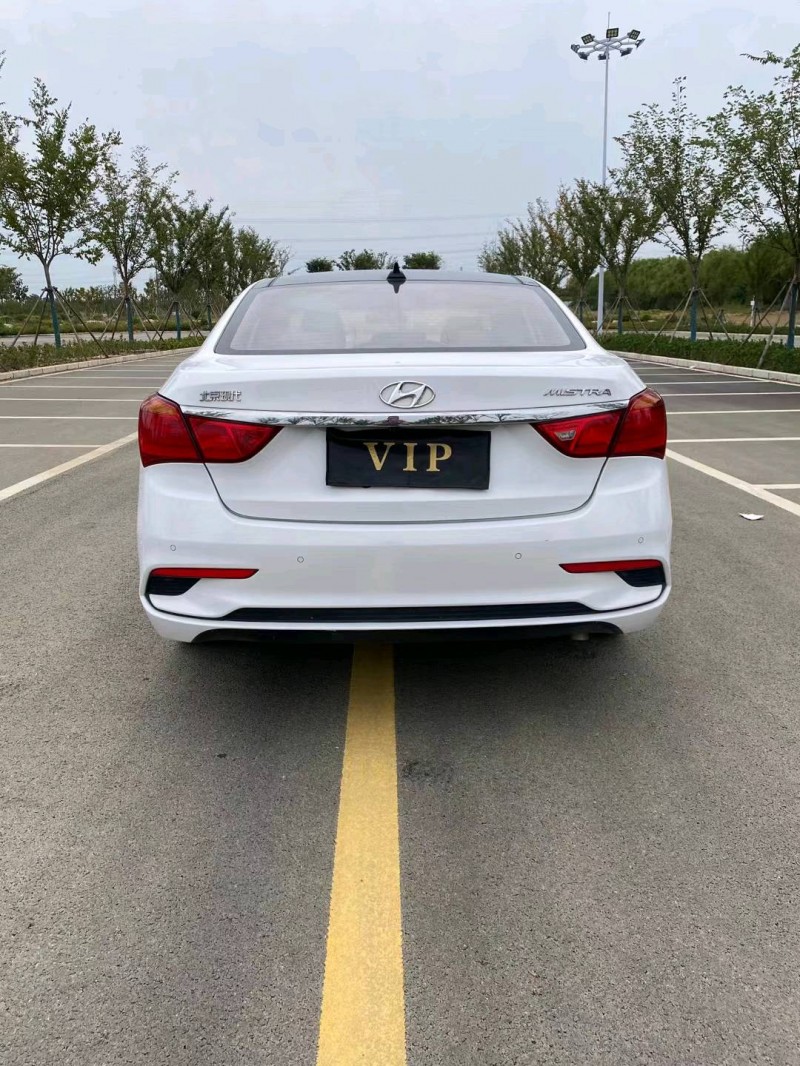 徐州19年现代名图1