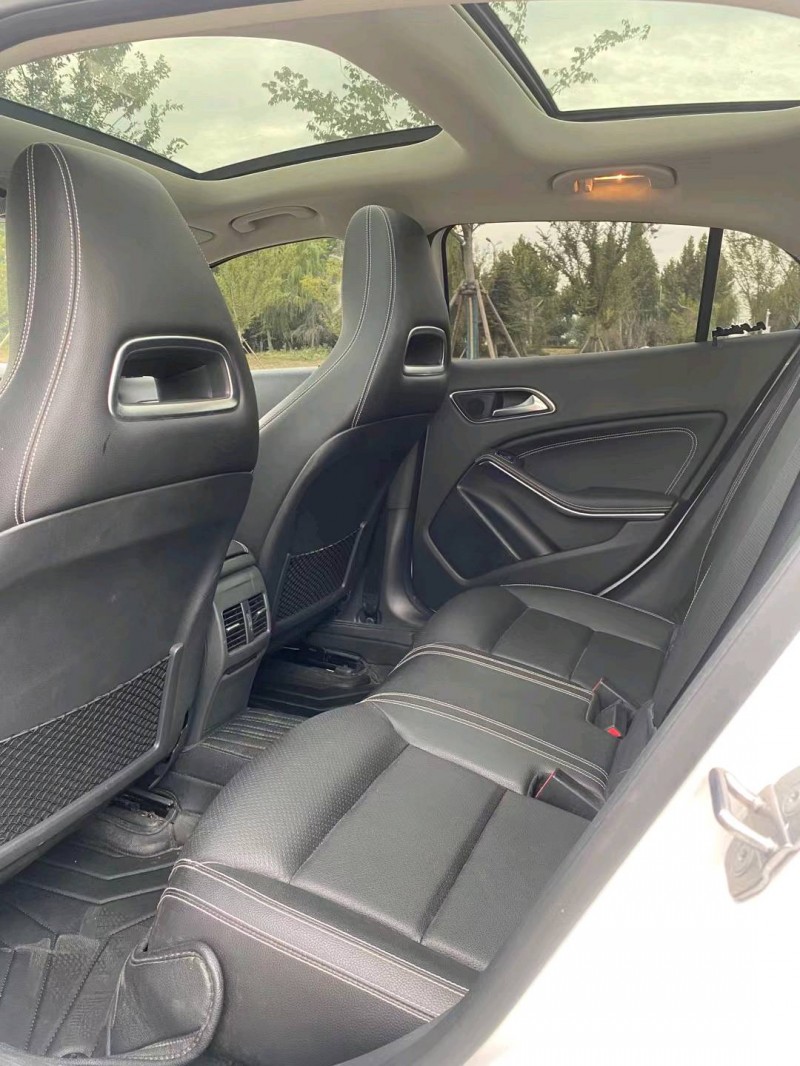 徐州19年奔驰GLA4