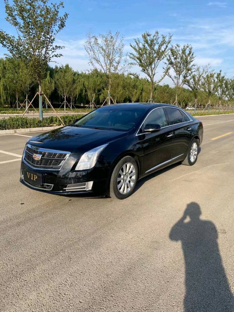 徐州16年凯迪拉克XTS2