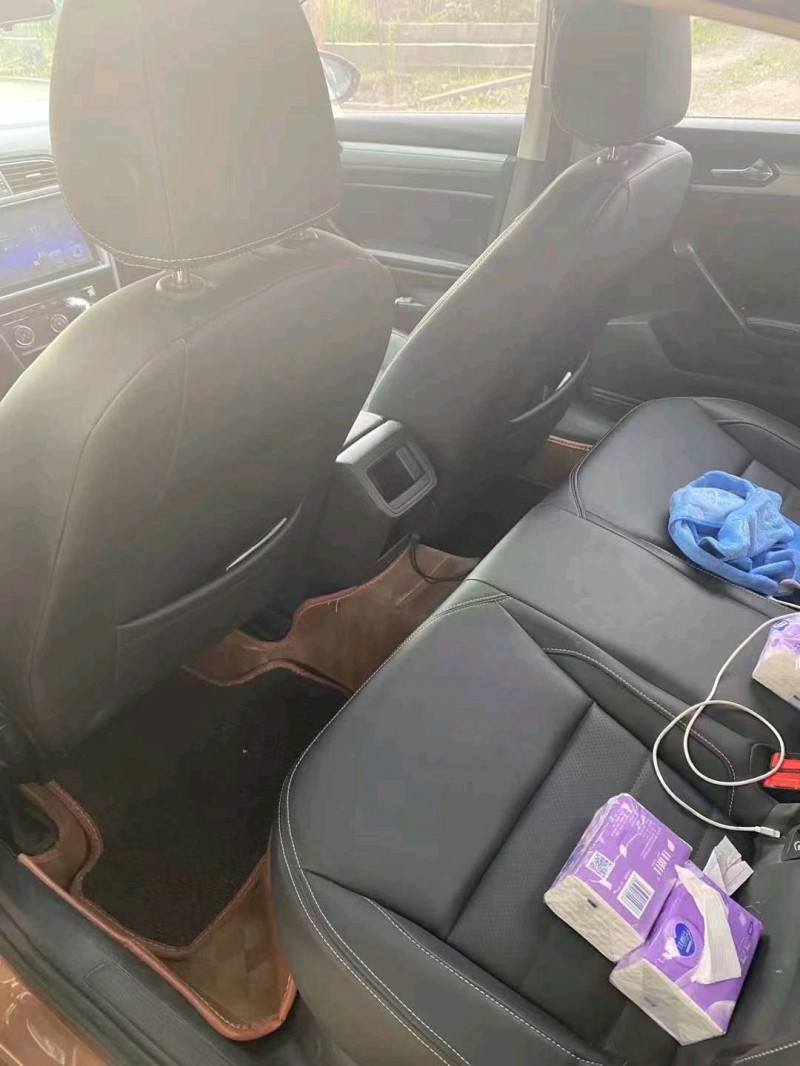 济南17年大众凌渡6