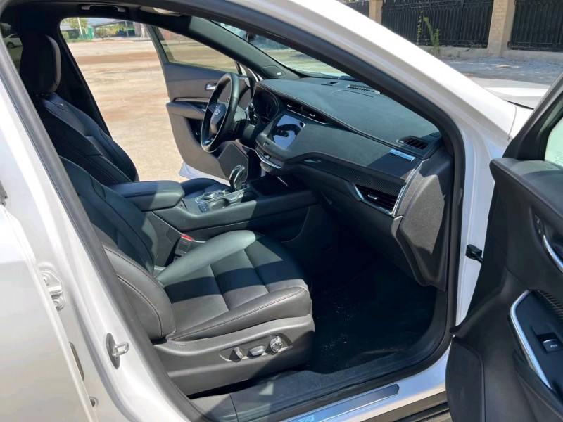 盐城19年凯迪拉克XT44