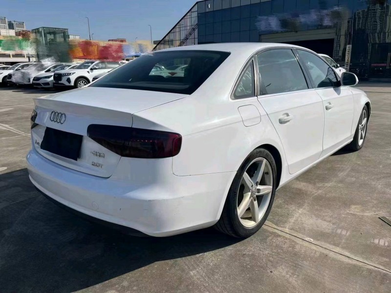北京10年奥迪A4L7