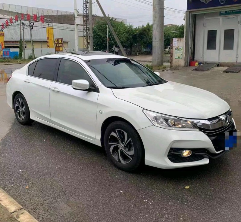广州17年本田雅阁5