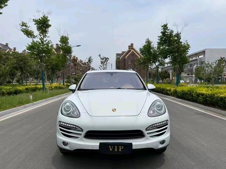 盐城14年保时捷卡宴1
