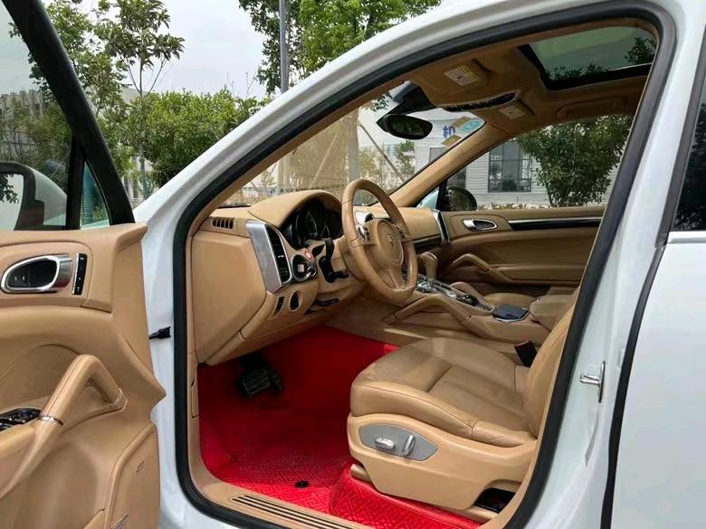 盐城14年保时捷卡宴4