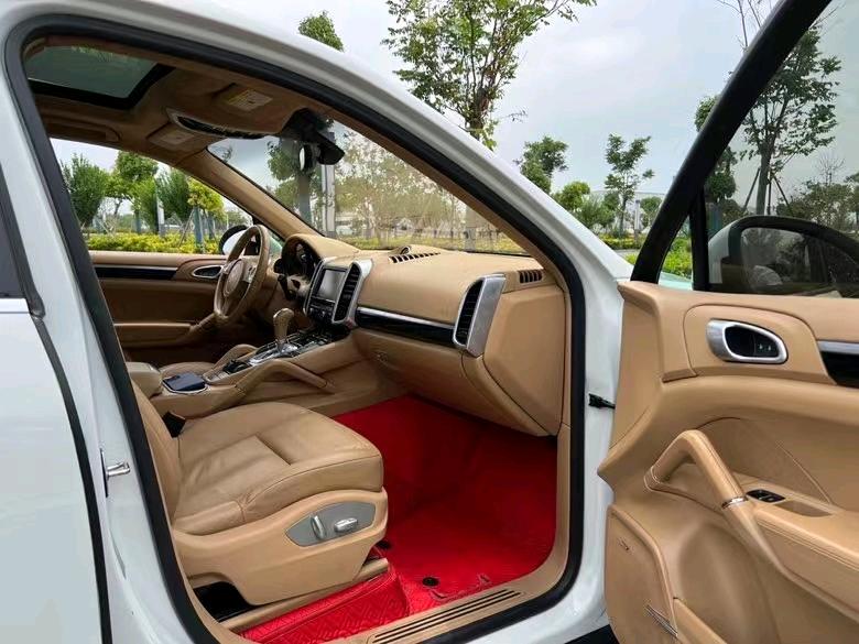 盐城14年保时捷卡宴6