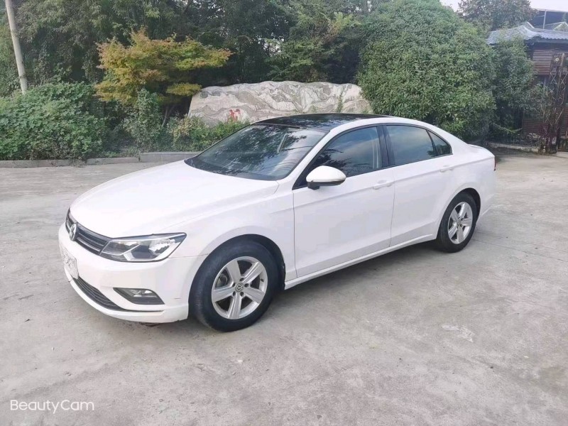 徐州17年大众凌渡3