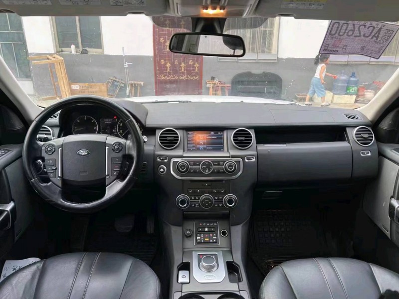 济宁13年路虎发现5