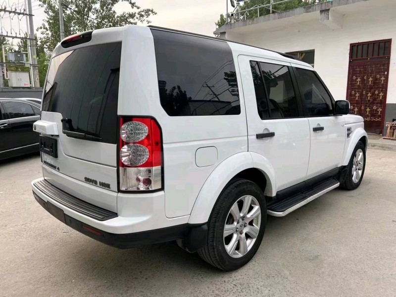 济宁13年路虎发现7