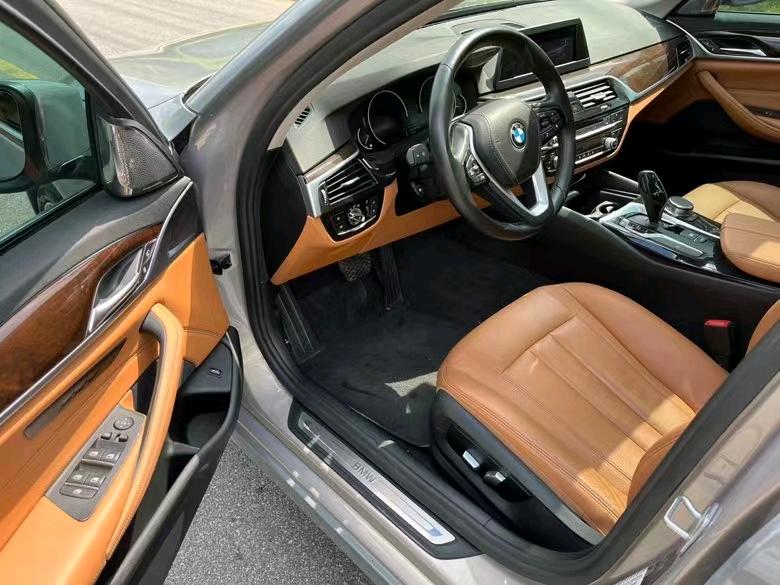 盐城18年宝马5系4