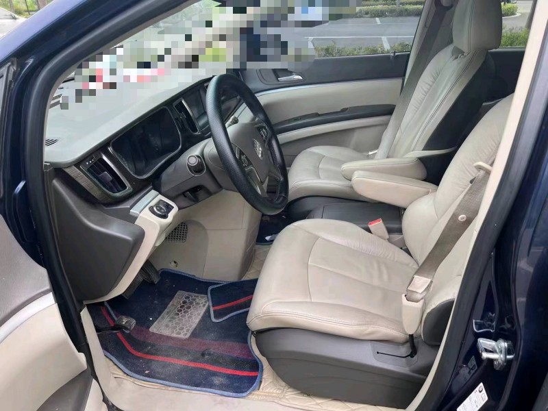 济宁13年别克GL85