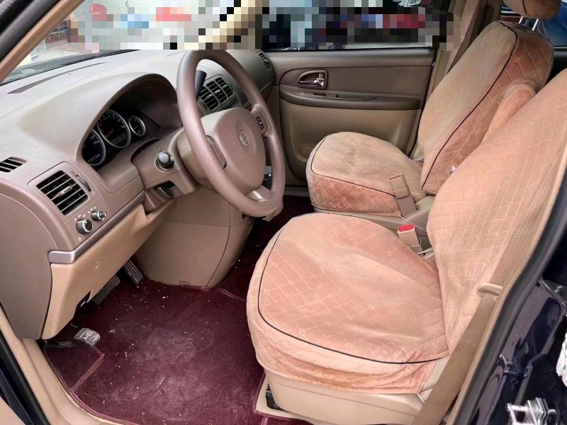 济宁14年别克GL84