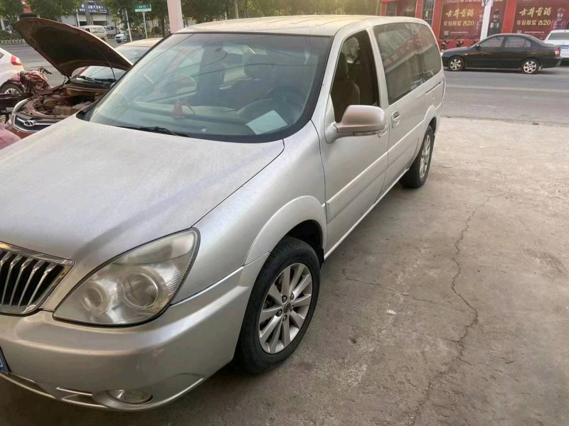 济南13年别克GL81