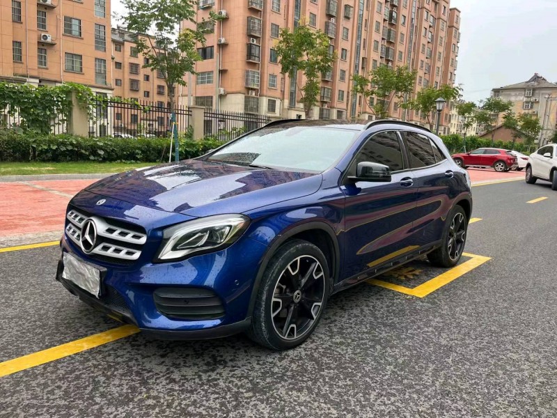 徐州18年奔驰CLA2