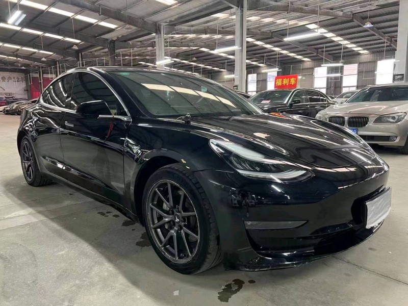 濟寧19年特斯拉MODEL 32