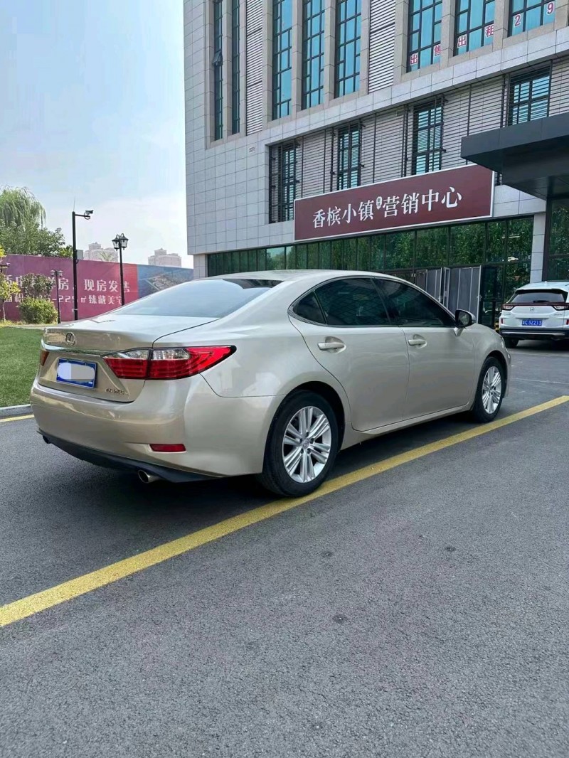 邢台13年雷克萨斯ES4
