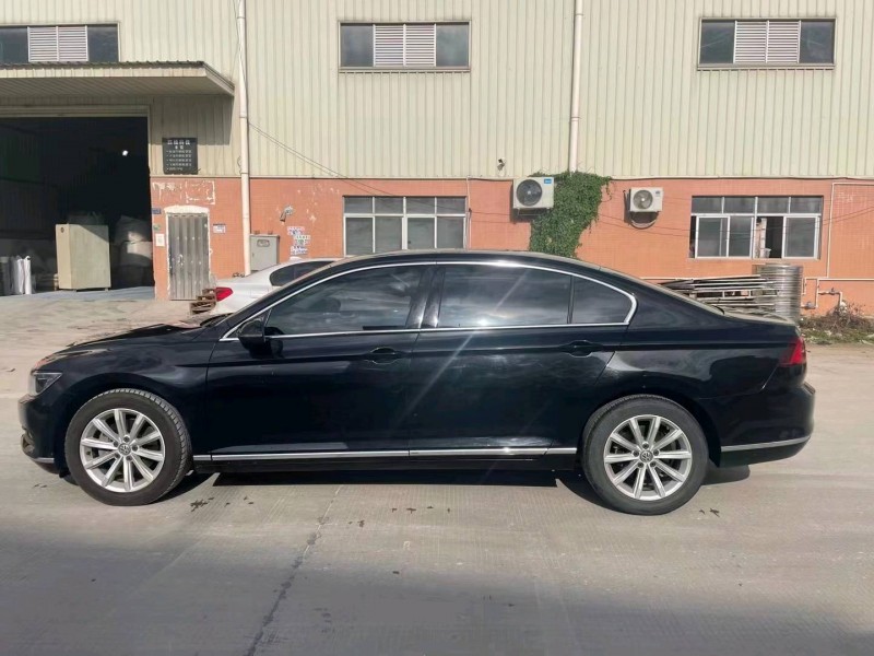 东莞17年大众迈腾4