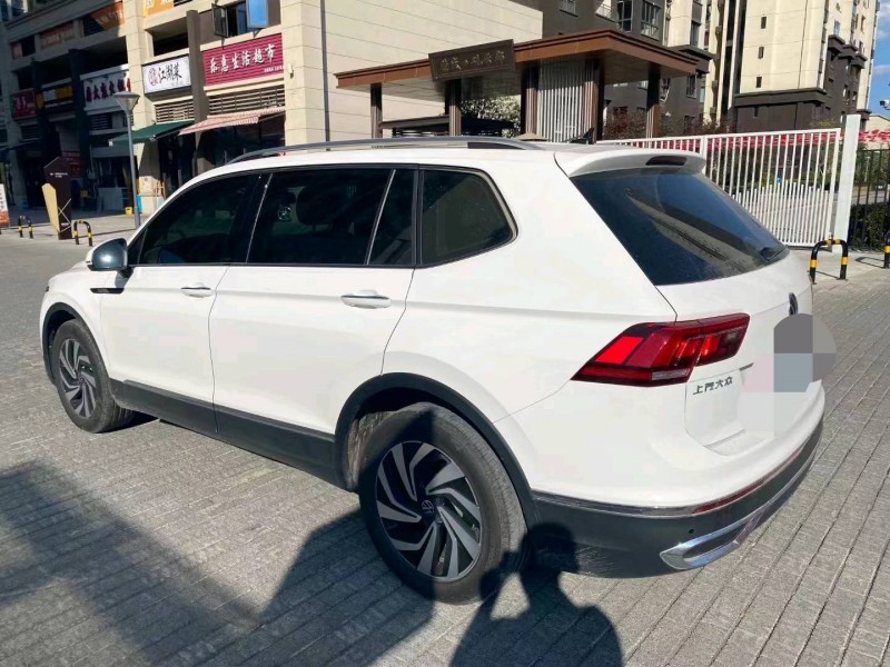 重庆22年大众途观7
