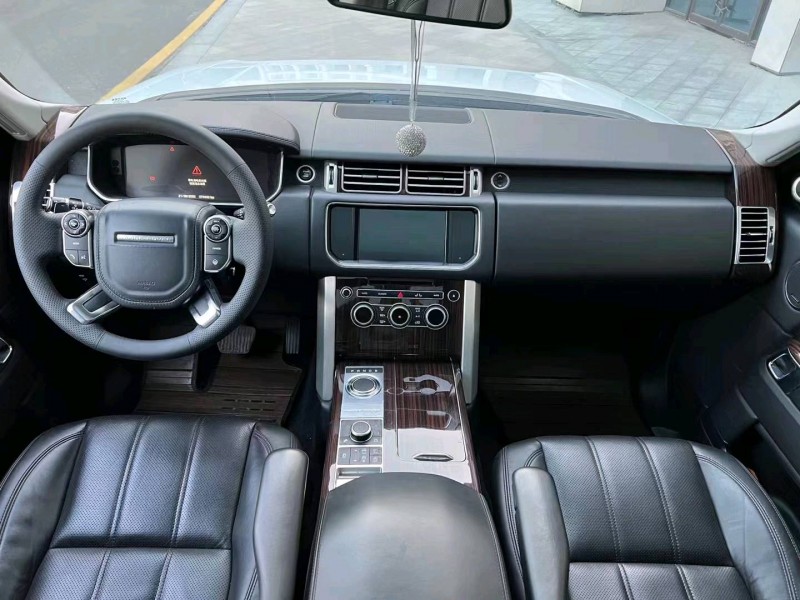 济宁14年路虎揽胜行政7