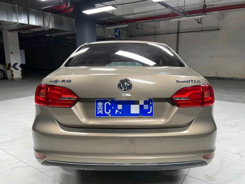 成都15年大众速腾4