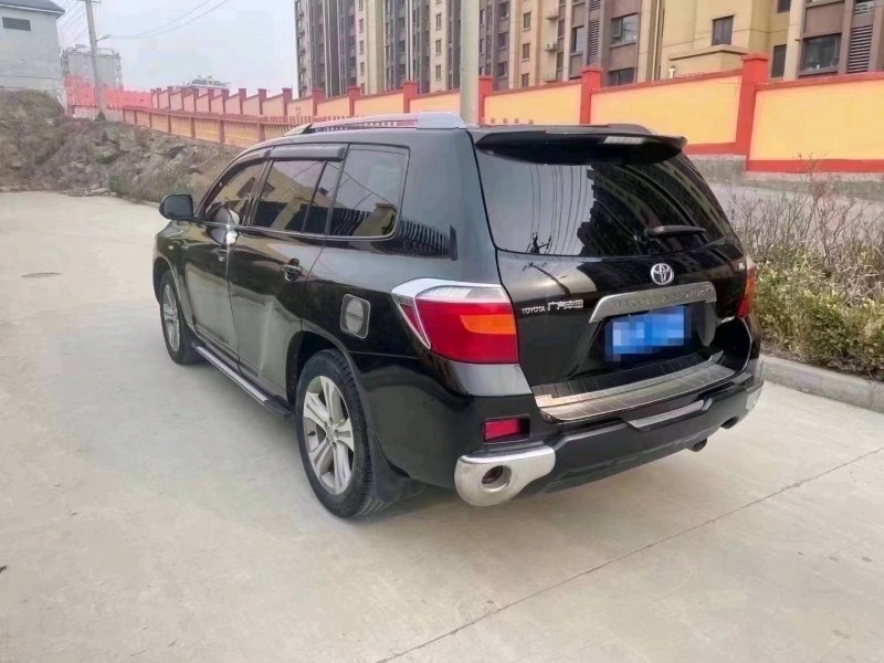 北京11年丰田汉兰达4