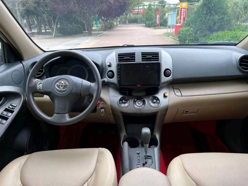 东营13年丰田RAV45