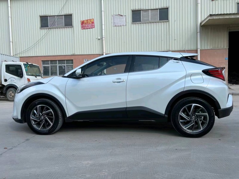 东莞21年丰田CHR7